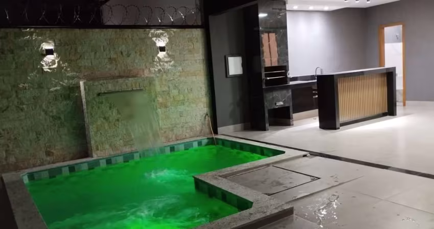CASA 3 QTOS SENDO 1SUITE COM PISCINA MOINHO DOS VENTOS Casa de Rua com 3 Quarto(s) e 3 banheiro(s) à Venda, 126.58 por R$ 680.000 no setor Moinho dos Ventos IN26343