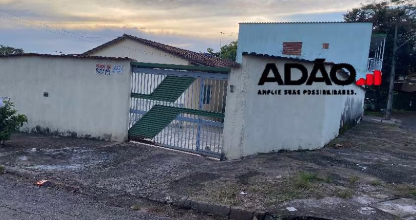 CASA JARDIM LEBLON Casa de Rua com 4 Quarto(s) e 2 banheiro(s) à Venda, 75 por R$ 380.000 no setor Jardim Leblon VN27200
