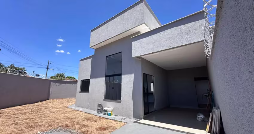 Casa Veiga Jardim Casa de Rua com 2 Quarto(s) e 2 banheiro(s) à Venda, 81.27 por R$ 402.307 no setor Parque Veiga Jardim AD27457