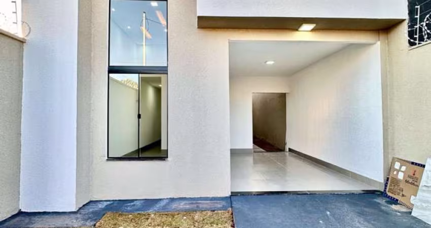 CASA - RESIDENCIAL VILAGE GARAVELO Casa de Rua com 3 Quarto(s) e 3 banheiro(s) à Venda, 114 por R$ 335.000 no setor Residencial Village Garavelo VN12335