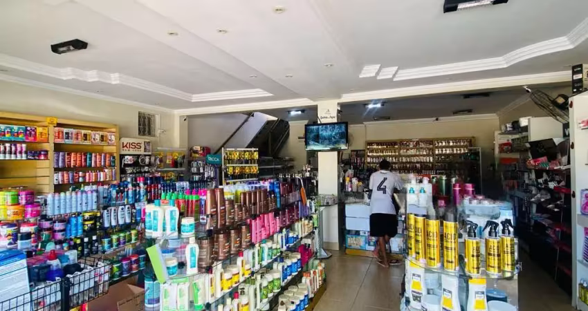 IMÓVEL COM PONTO COMERCIAL - BALNEÁRIO M. PONTE Casa de Rua com 4 Quarto(s) e 4 banheiro(s) à Venda, 360 por R$ 1.100.000 no setor Jardim Balneário Meia Ponte VN27163