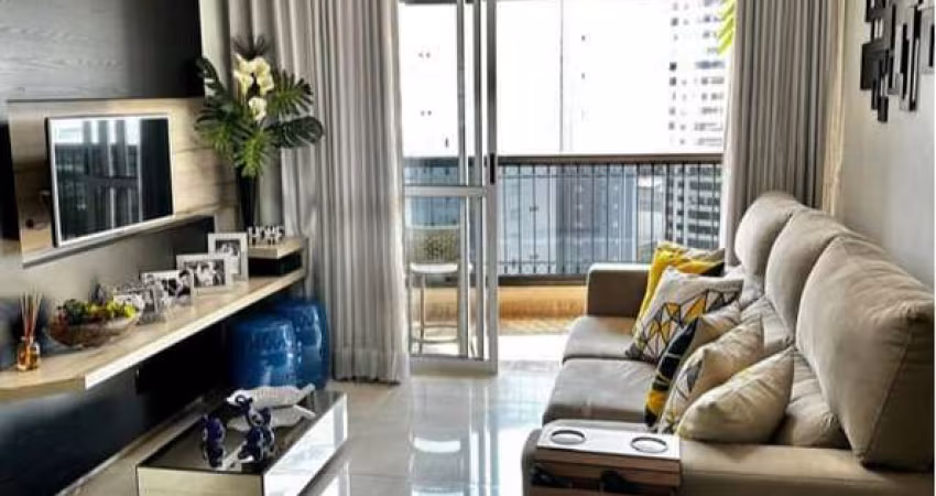 Apartamento reformado próximo ao Parque Flamboyant Apartamento com 3 Quarto(s) e 2 banheiro(s) à Venda, 85 por R$ 685.000 no setor Jardim Goiás AU27372