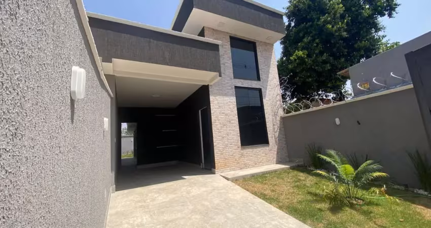 Casa à venda 3 quartos (1 suíte), 2 banheiros, 2 vagas, 94 m² por R$ 380.000,00 - Jardim Cristalino, Aparecida de Goiânia. Casa de Rua com 3 Quarto(s) e 2 banheiro(s) à Venda, 94.63 por R$ 380.000 no 