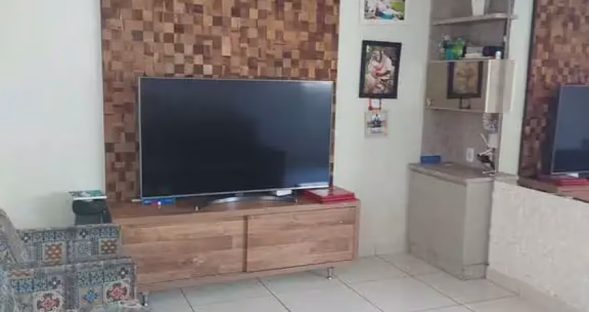 SOBRADO NO CONDOMÍNIO ALTO DA BOA VISTA Casa em Condomínio com 3 Quarto(s) e 2 banheiro(s) à Venda, 150 por R$ 950.000 no setor Residencial Itamaracá IN28176