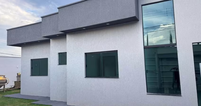 Casa na Rua Mármore Goiania 2 Casa de Rua com 3 Quarto(s) e 2 banheiro(s) à Venda, 91.71 por R$ 600.000 no setor Setor Goiânia 2 AD24988