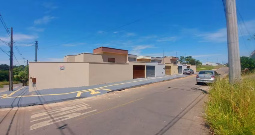 Casa Nova Jardim Ipanema Casa de Rua com 3 Quarto(s) e 2 banheiro(s) à Venda, 80 por R$ 430.000 no setor Jardim Ipanema IN27821