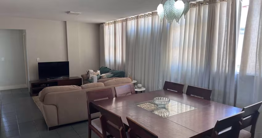 Apartamento Setor Central Apartamento com 3 Quarto(s) e 2 banheiro(s) à Venda, 101.19 por R$ 330.000 no setor Setor Central AD28314