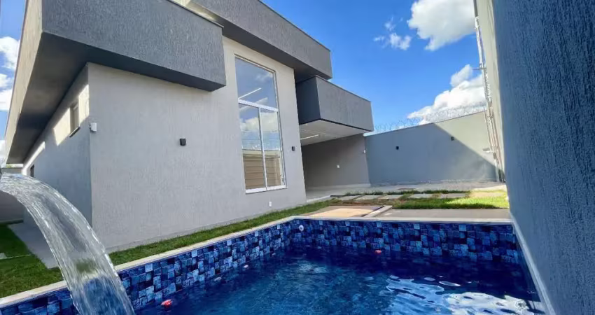 Casa 3 Quartos com Piscina Aquecida e Área Gourmet Integrada – Setor Chácara São Pedro - Aparecida de Goiânia Casa de Rua com 3 Quarto(s) e 2 banheiro(s) à Venda, 131.25 por R$ 550.000 no setor Chácar