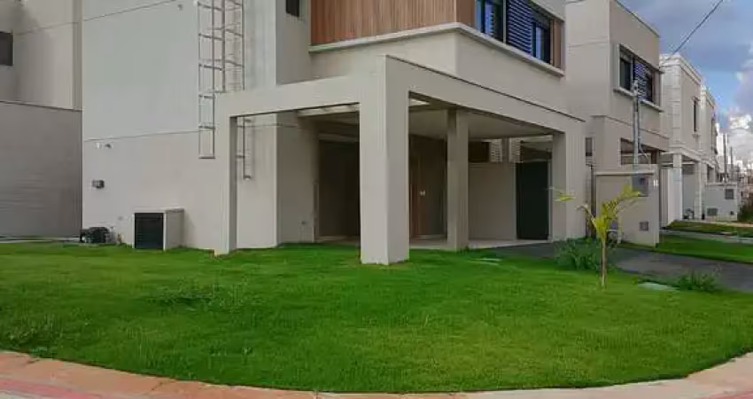 Sobrado Jardins Marselha Sobrado com 3 Quarto(s) e 3 banheiro(s) à Venda, 166.18 por R$ 1.490.000 no setor Chácaras Bela Vista AD28544