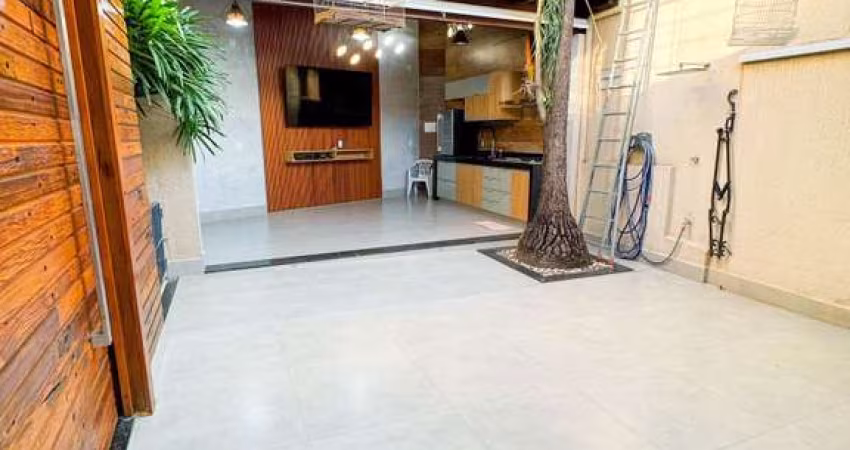 SOBRADO NO RESIDENCIAL VALE DO ARAGUAIA Sobrado com 3 Quarto(s) e 4 banheiro(s) à Venda, 234.2 por R$ 639.000 no setor Residencial Vale do Araguaia FL28496