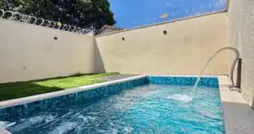 Casa Vila Oliveira Casa de Rua com 3 Quarto(s) e 3 banheiro(s) à Venda, 124 por R$ 650.000 no setor Setor Pontal Sul IN28777