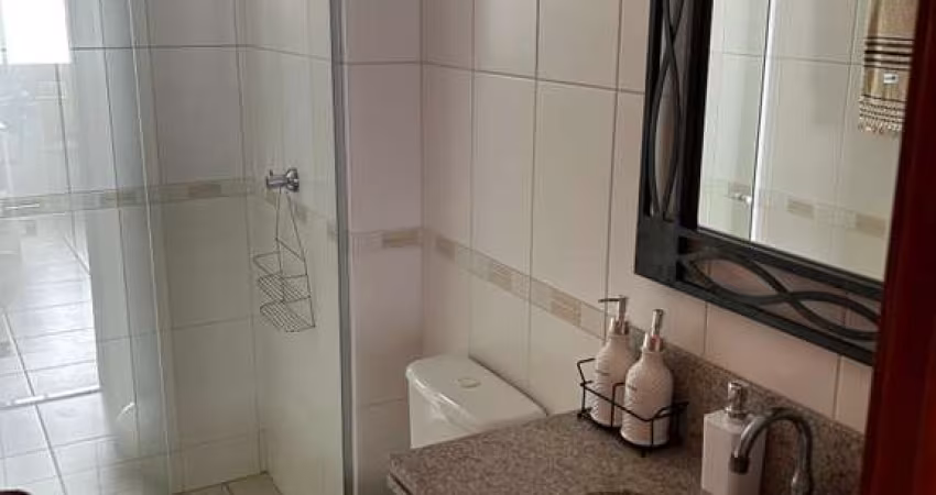 VENDE-SE APARTAMENTO 3 QUARTOS 1 SUÍTE. Apartamento com 3 Quarto(s) e 2 banheiro(s) à Venda, 89 por R$ 640.000 no setor Alto da Glória TA28975