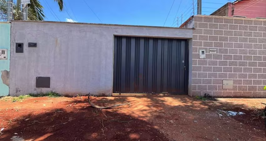 Casa com 2 quartos à venda, 120 m² por R$ 170.000 - Setor Cristina - Trindade/GO Casa de Rua com 2 Quarto(s) e 1 banheiro(s) à Venda, 60 por R$ 168.000 no setor Setor Cristina AV29020