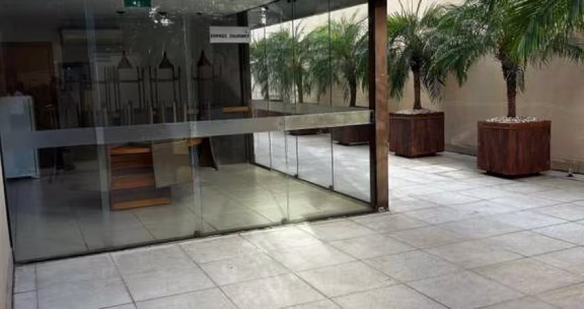 Vende-se apartamento 3 Quartos, 1 suíte. (RICO EM ARMÁRIOS) Apartamento com 3 Quarto(s) e 2 banheiro(s) à Venda, 97 por R$ 675.000 no setor Alto da Glória TA28973