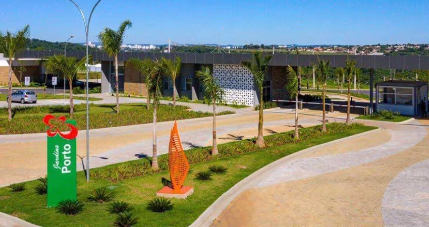 Jardins Porto Lote na parte alta do condominio   Área / Terreno à Venda, 300 por R$ 320.000 no setor Jardins Porto  AV29166