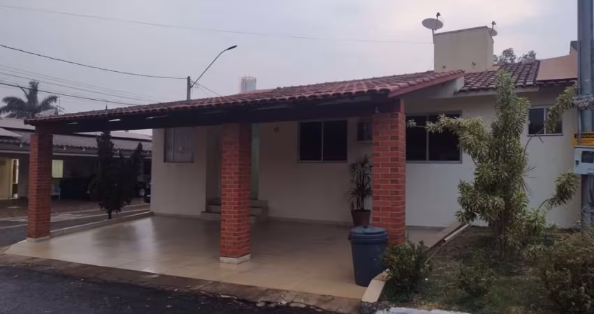 Casa Térrea esquina 4 quartos condomínio fechado Casa em Condomínio com 4 Quarto(s) e 3 banheiro(s) à Venda, 225 por R$ 629.000 no setor Residencial Solar ville IN29342