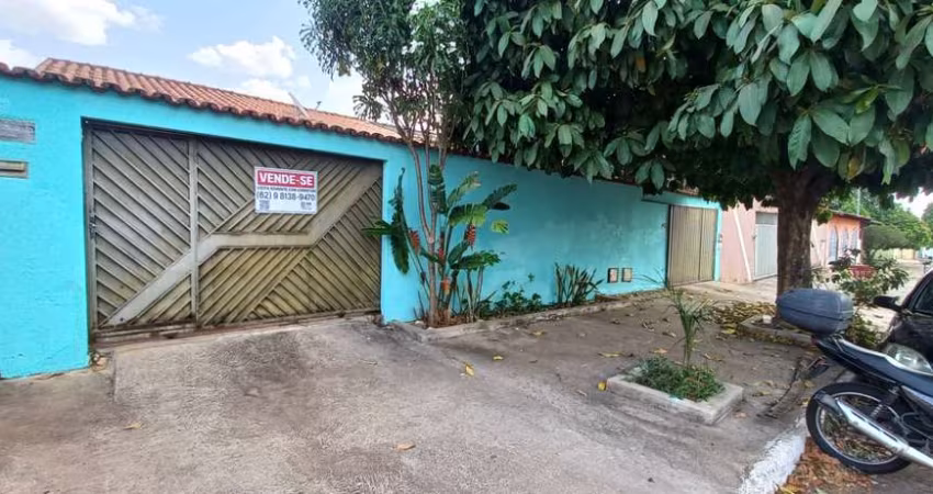 Casas Setor Ana Lúcia Casa de Rua com 5 Quarto(s) e 4 banheiro(s) à Venda, 284 por R$ 510.000 no setor Jardim Ana Lúcia IN29477