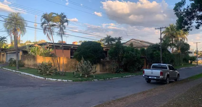 CASA DE ESQUINA NO SETOR JAÓ, GOIÂNIA-GO Casa de Rua com 9 Quarto(s) e 9 banheiro(s) à Venda, 1180.43 por R$ 4.380.000 no setor Setor Jao AD30280