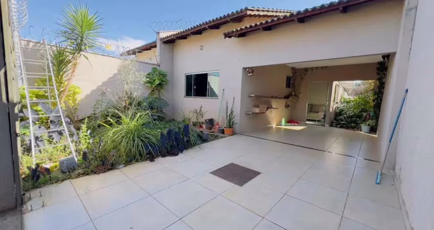 Casa 3 quartos - bairro cardoso 2 casa de rua com 3 quarto(s) e 2 banheiro(s) à venda, 99.15 por r$ 400.000 no setor cardoso continuação sl32208