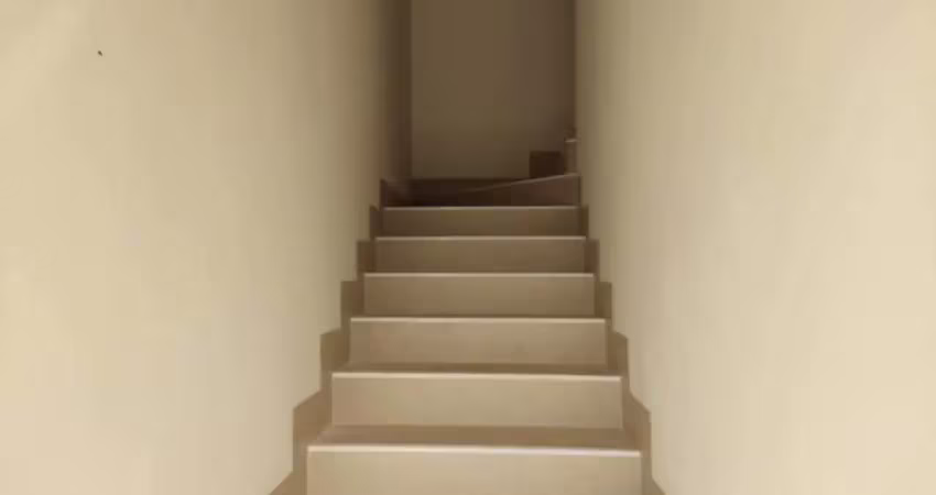 Ágio ágio - sobrado pronto em condomínio casa em condomínio com 3 quarto(s) e 2 banheiro(s) à venda, 137 por r$ 634.000 no setor chácara são pedro  ad32187