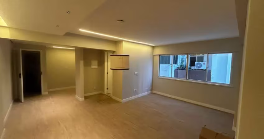 Apartamento 2 quartos, 1 suíte,garagem subsolo, portaria eletrônica, recém reformado. apartamento com 2 quarto(s) e 2 banheiro(s) à venda, 83.52 por r$ 557.000 no setor setor bueno vt31070