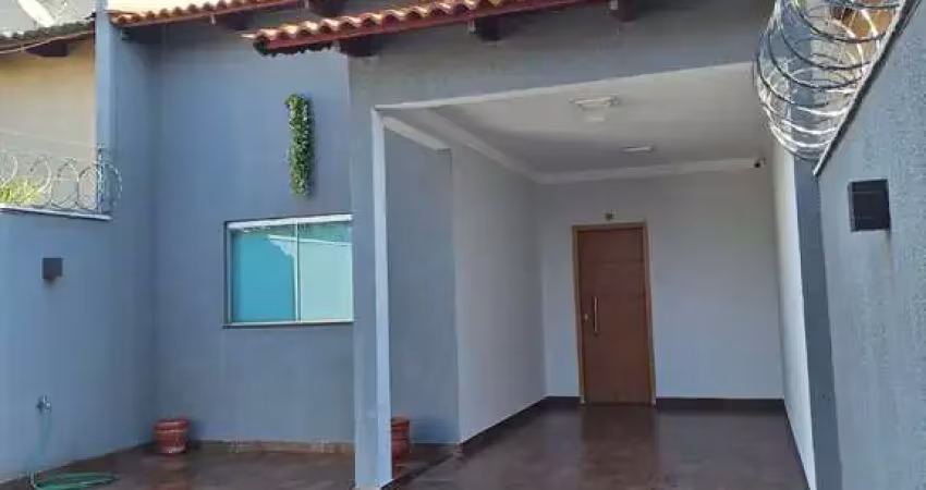 Casa de rua  casa de rua com 3 quarto(s) e 2 banheiro(s) à venda, 102 por r$ 480.000 no setor moinho dos ventos ad32870