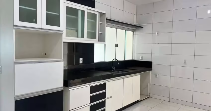 Casa à venda – bairro moinho dos ventos casa de rua com 3 quarto(s) e 2 banheiro(s) à venda, 109 por r$ 420.000 no setor moinho dos ventos ta32906