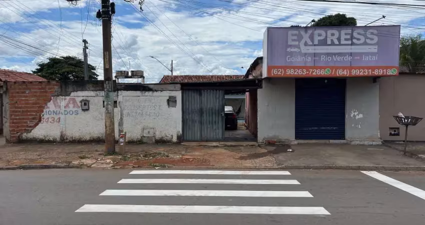 Casa a venda  - setor crimeia oeste  casa de rua com 2 quarto(s) e 2 banheiro(s) à venda, 380 por r$ 980.000 no setor setor crimeia oeste vn28756