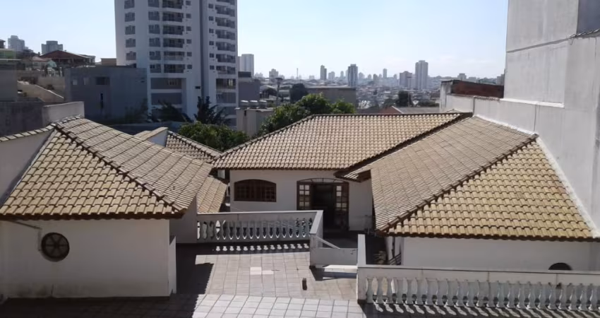 Vendo Casa 700m2 -prox. Shopping Analia Franco