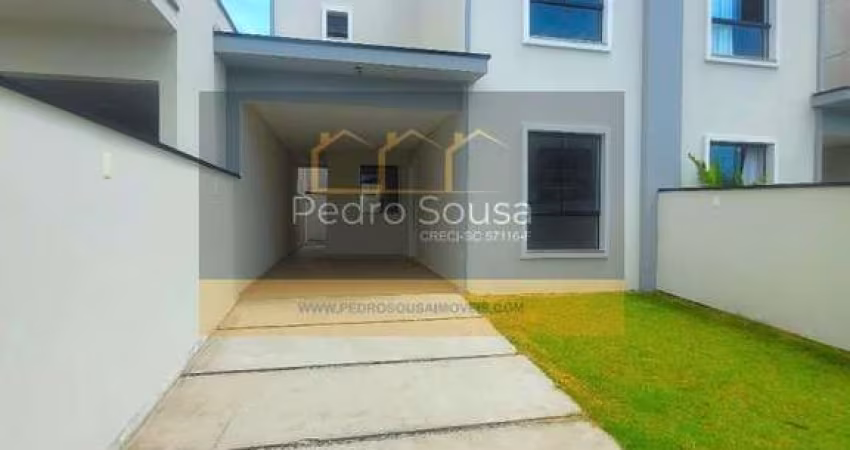 Sobrado para Venda em Balneário Camboriú, Nova Esperança, 3 dormitórios, 1 suíte, 3 banheiros, 2 vagas