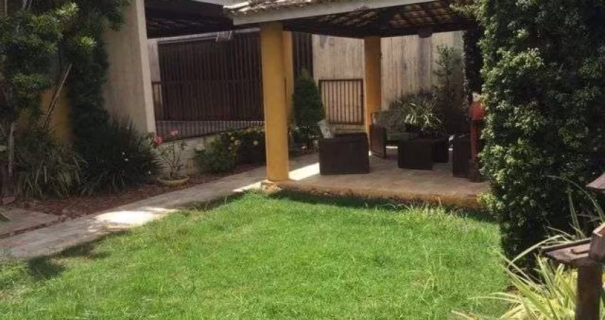 Casa com 4 dormitórios à venda, 260 m² por R$ 890.000,00 - Centro - Pojuca/BA