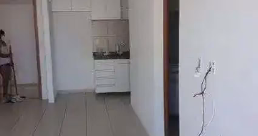 Apartamento com 2 dormitórios à venda, 59 m² por R$ 309.750,00 - Centro - Lauro de Freitas/BA
