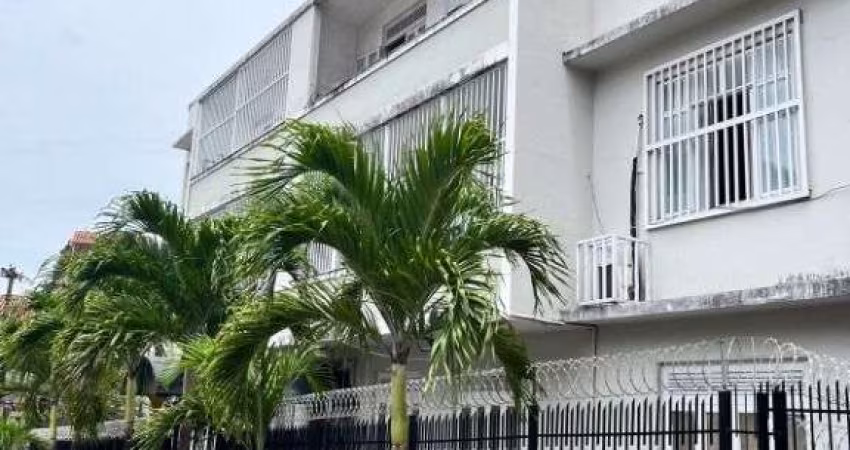 Apartamento com 2 dormitórios à venda, 68 m² por R$ 290.000,00 - Dois de Julho - Salvador/BA