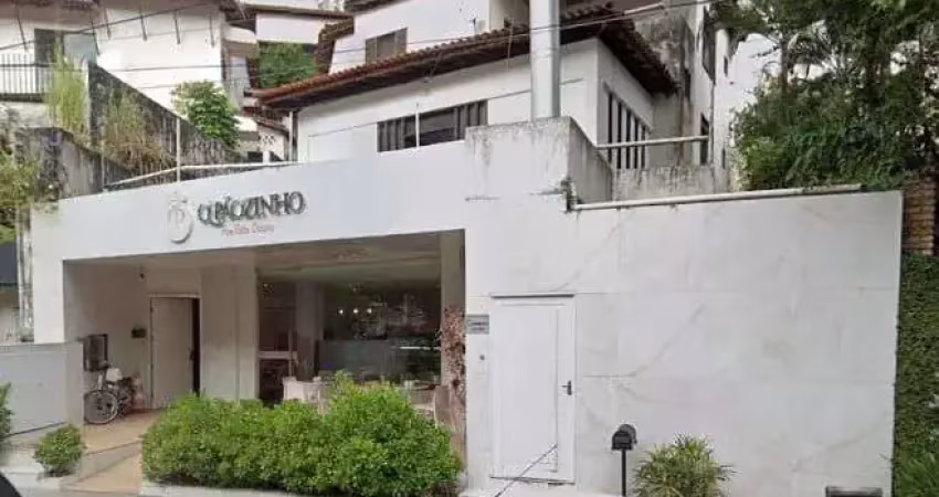 Casa com 9 dormitórios para alugar, 500 m² por r$ 16.000,00/mês - caminho das árvores - salvador/ba