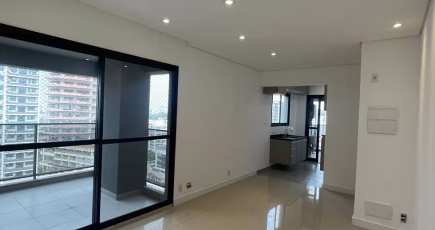 Apartamento 60m com 2 quartos  para Locação em Pinheiros – Andar Alto, Vista Livre e Infraestrutura Completa