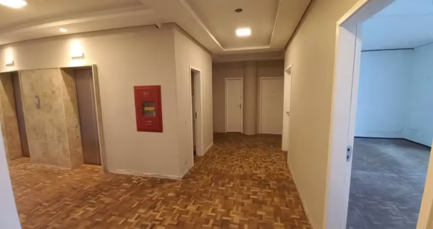 Sala comercial com 1 sala à venda na Rua Visconde de Nacar, 865, Centro, Curitiba