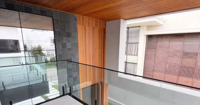 Belíssimo Duplex de luxo no Boulevard Ponta Negra