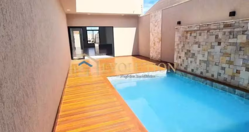 Casa 3 suítes plenas, piscina com churrasqueira a carvão