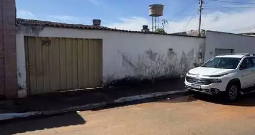 Casa à venda – 2 quartos | em frente ao terminal goiânia viva