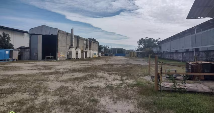 Pavilhão/Galpão Industrial no Lagomar com 5.000m² de área