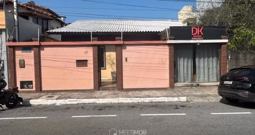 Casa com 3 quartos para alugar na Rua Ministro Salgado Filho, Cavaleiros, Macaé