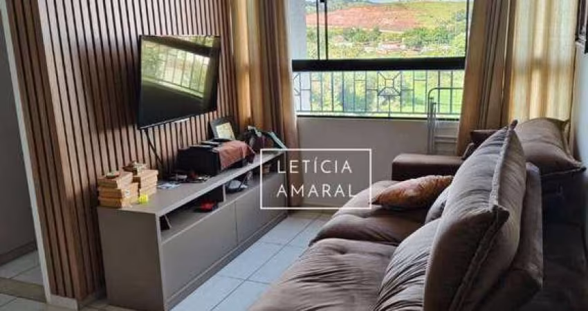 Apartamento com 2 dormitórios à venda, 54 m² por R$ 330.000 - Santa Edwiges - Pouso Alegre/MG