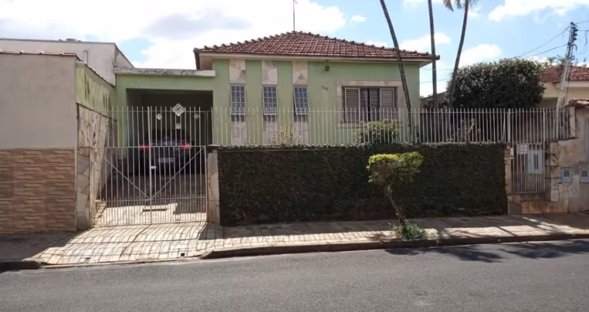 Oportunidade Única! Casa Aconchegante com Excelente Localização e Preço Imbatível!
