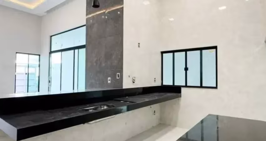 Casa com 3 Quartos e 2 banheiros à Venda