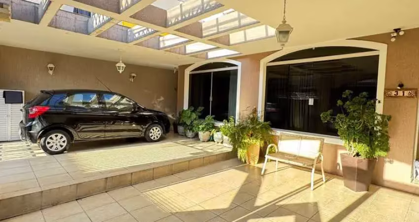 Sobrado á venda em vila ema  -  são paulo 3 quartos, 2 vagas de garagem, 180m², lavabo, quintal, 740mil