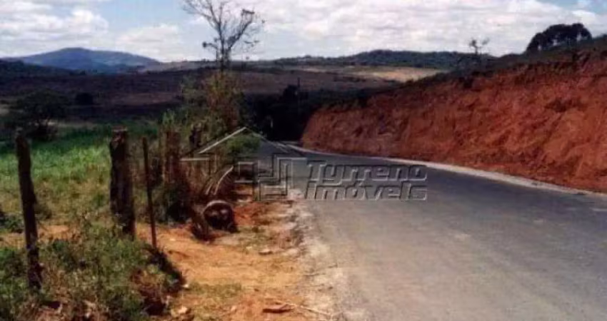 Terreno à venda na Rua José Bonifácio Moreira, Granjas Santa Terezinha, Taubaté