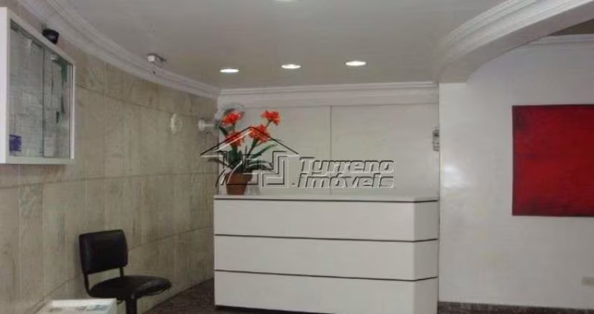 Sala comercial montada para consultório médico