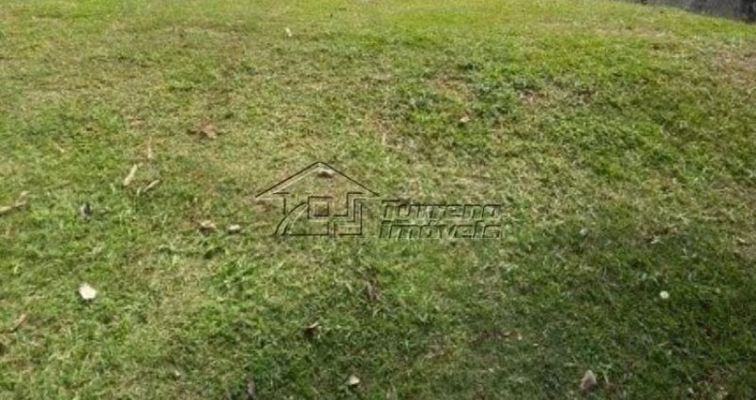 Excelente terreno em condomínio fechado de alto padrão em Jacareí - SP