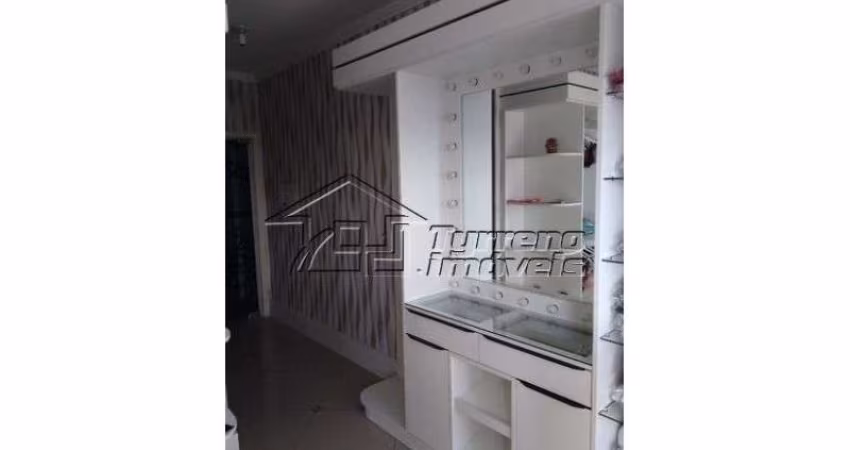 Sala comercial com excelente localização no Jardim Satélite - São José dos Campos