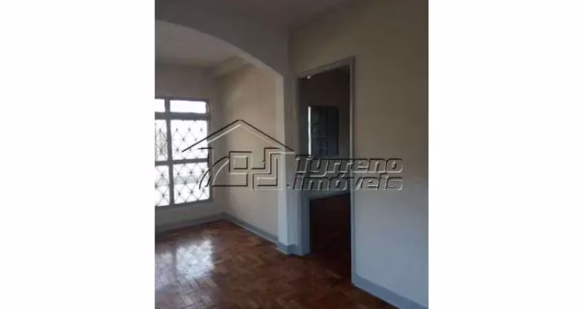 Casa com 3 dormitórios, sendo 1 suíte na zona leste de são josé dos campos
